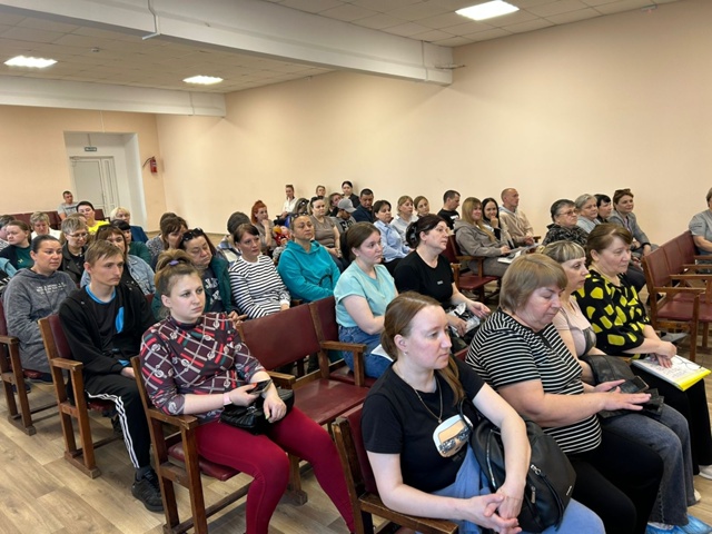 Родительское собрание по теме &amp;quot; Безопасные каникулы&amp;quot;.