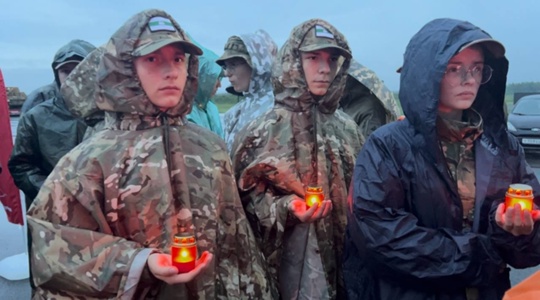 Свеча памяти.